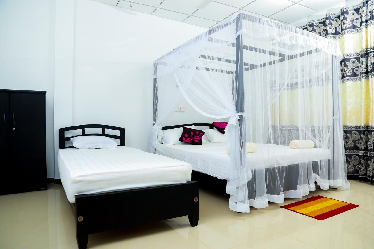 Anila Beach Inn تانجالي المظهر الخارجي الصورة